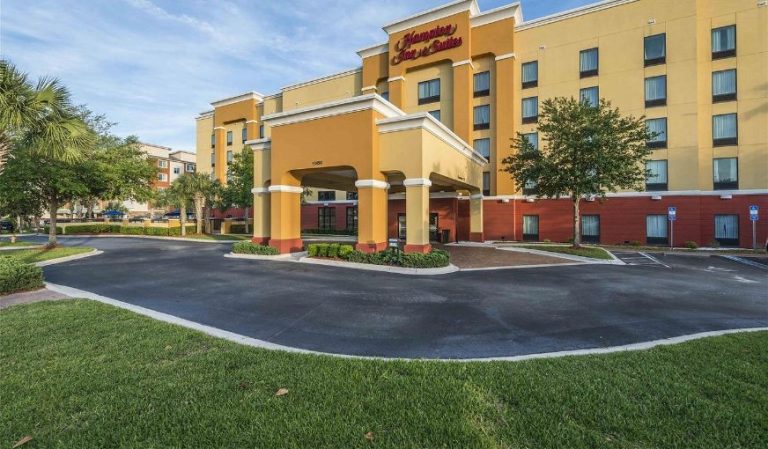 Hampton Inn & Suites Jacksonville South – Bartram Park