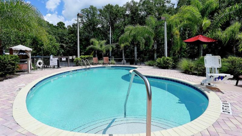Hampton Inn & Suites Tampa-Wesley Chapel, room with private jacuzzi, photo 6