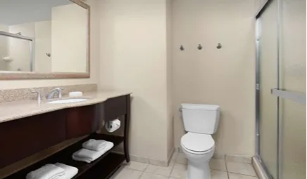 Hampton Inn Syracuse Clay