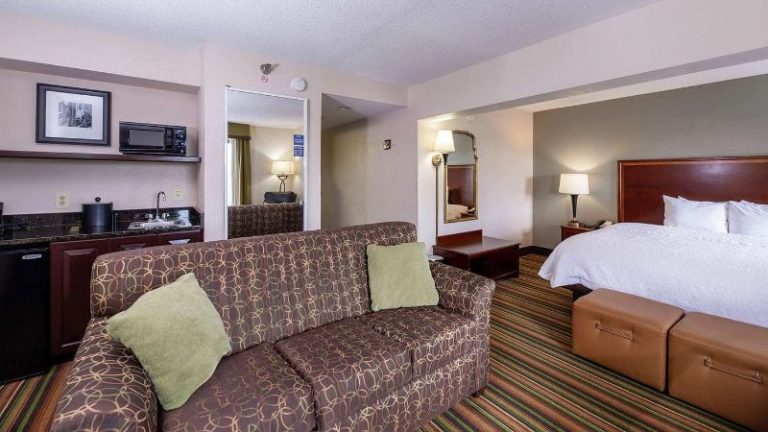 Hampton Inn Winston-Salem Hanes Mall
