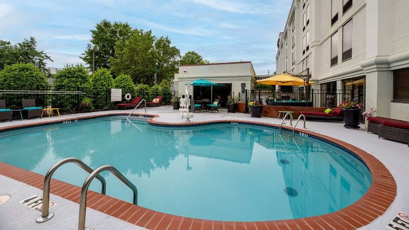 Hampton Inn Winston-Salem Hanes Mall, room with private jacuzzi, photo 6