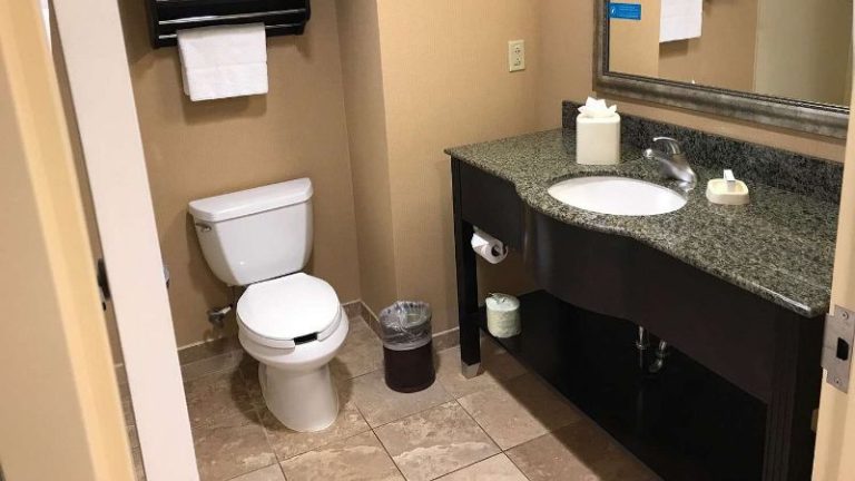 Hampton Inn and Suites Austin – Lakeway