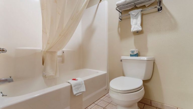 Harmony Inn & Suites