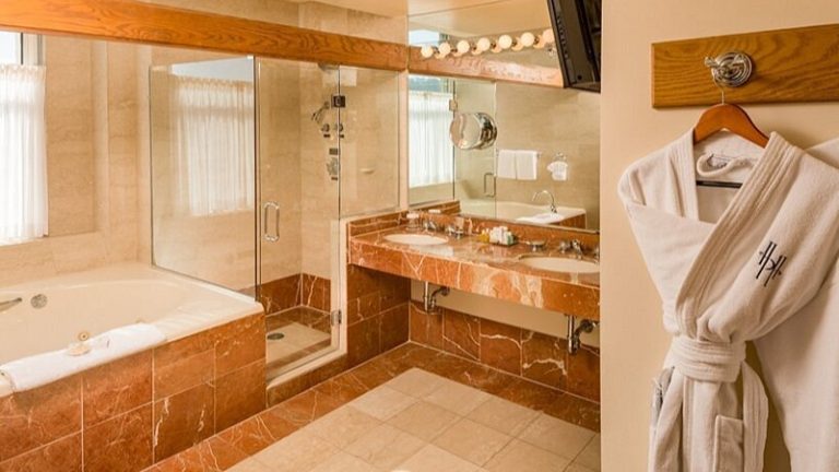 Haywood Park Hotel, Ascend Hotel Collection