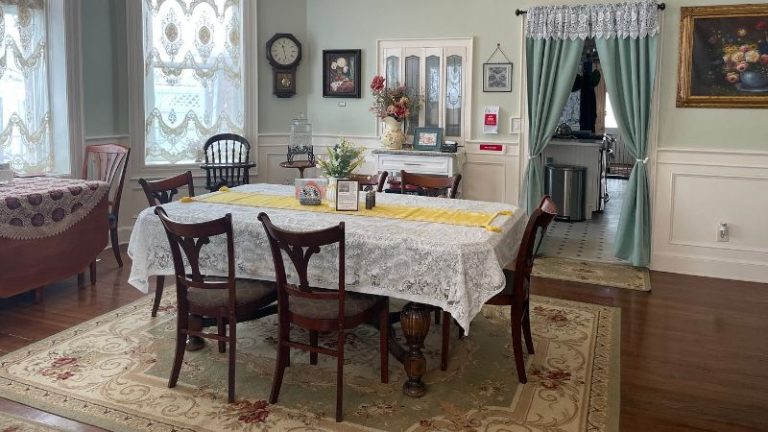 Heber Senator Bed and Breakfast