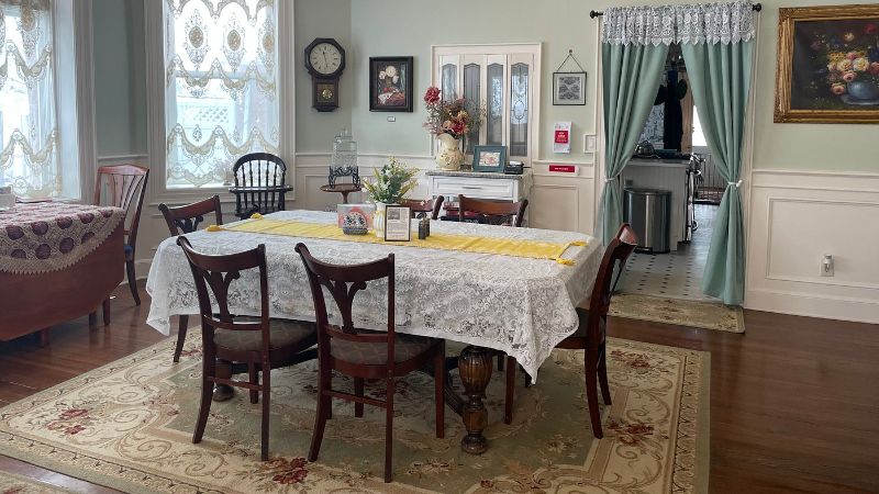 Heber Senator Bed and Breakfast, room with private jacuzzi, photo 4