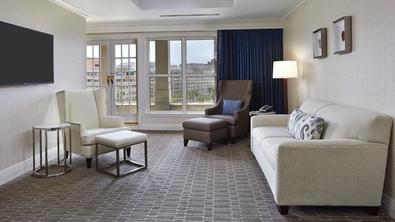 Hilton Alexandria Old Town