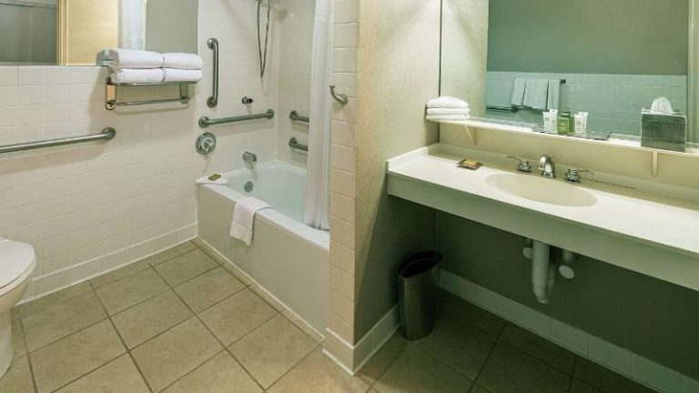 Hilton Cincinnati Netherland Plaza