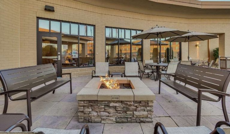 Hilton Garden Inn Milwaukee Airport