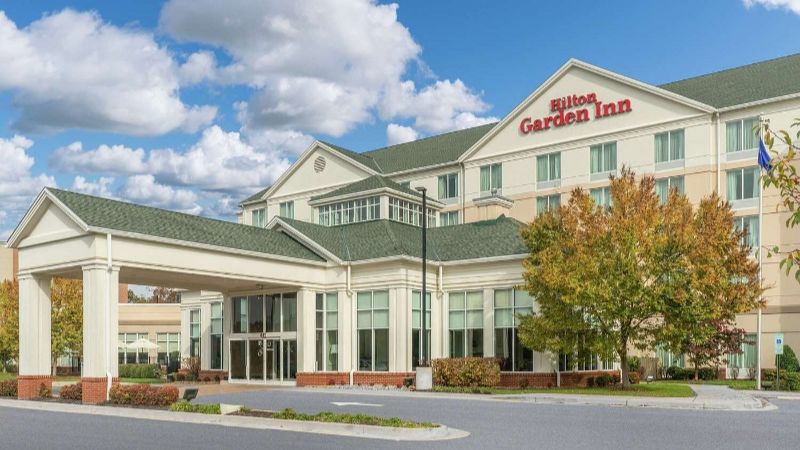 Hilton Garden Inn Richmond Airport, room with private jacuzzi, photo 7