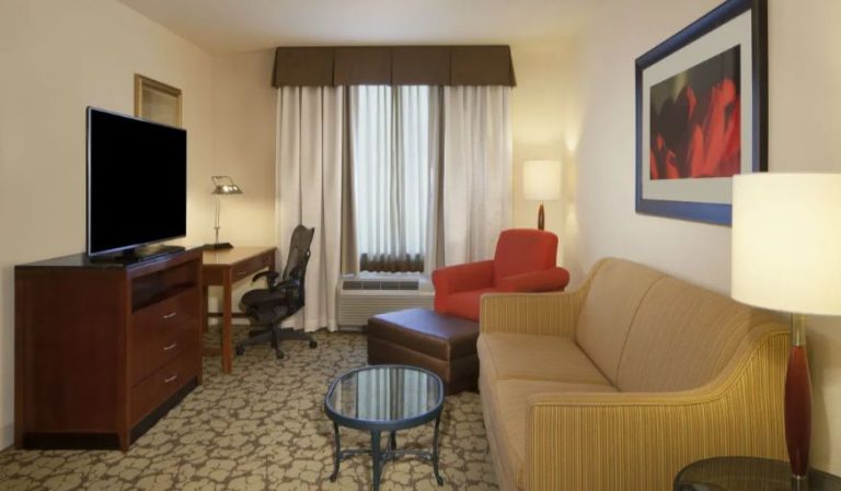 Hilton Garden Inn Virginia Beach Town Center