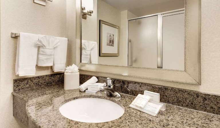 Hilton Garden Inn Waldorf