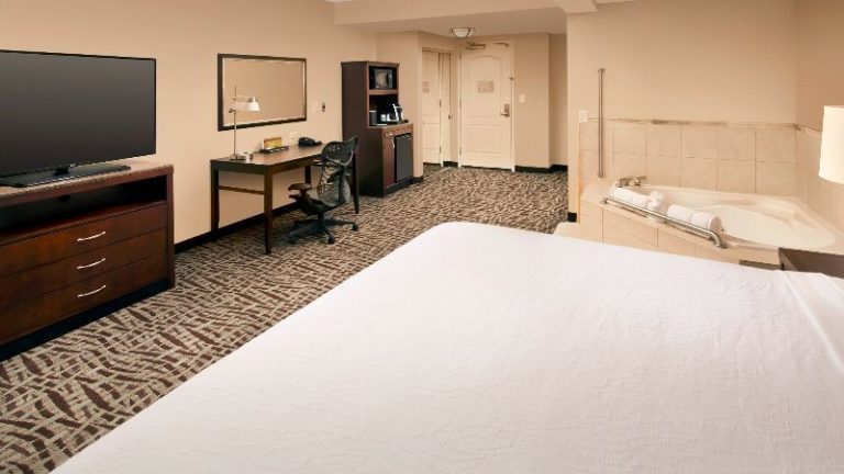 Hilton Garden Inn Winston-Salem/Hanes Mall