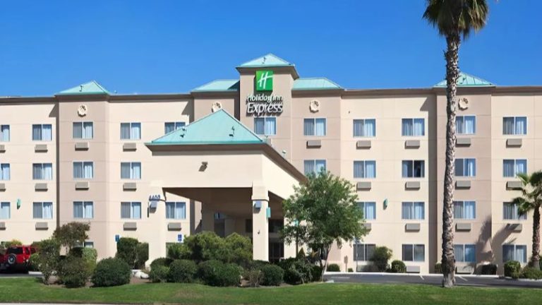 Holiday Inn Express Bakersfield, an IHG Hotel