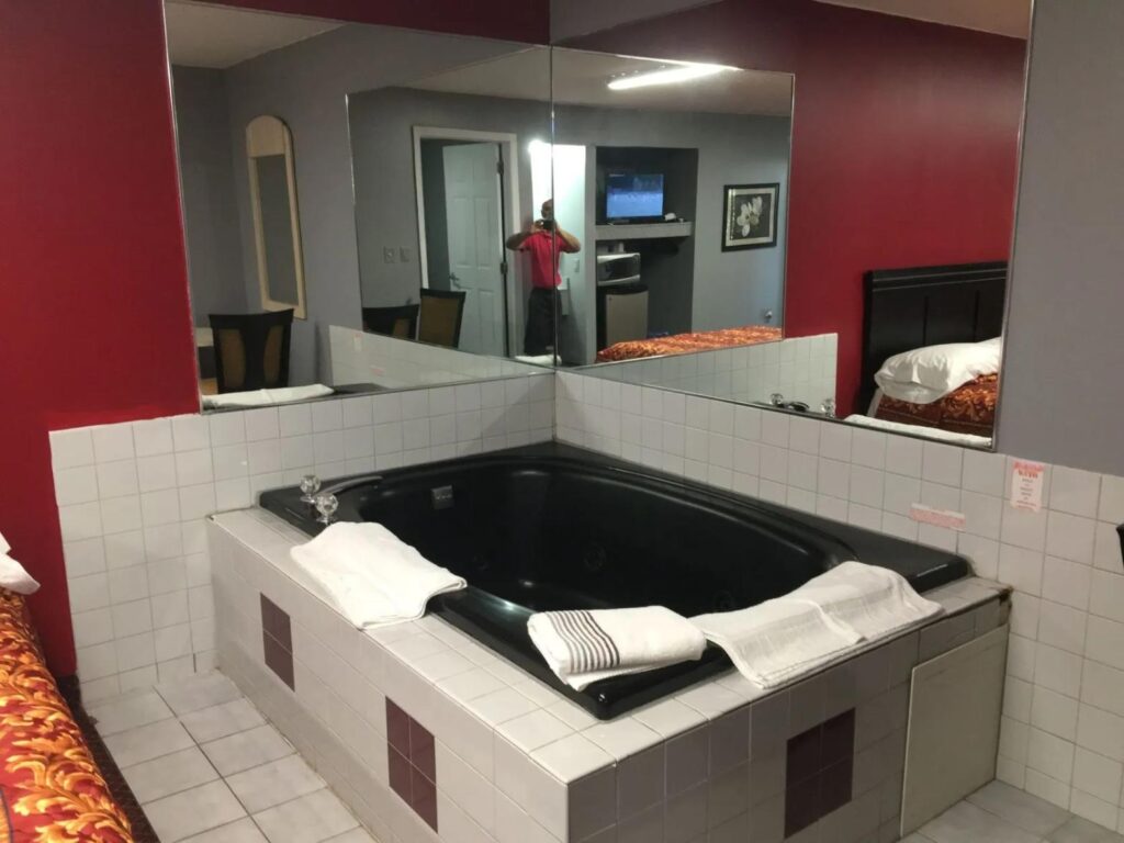 Holiday Inn Express Hotel & Suites Lancaster-Lititz, an IHG Hotel