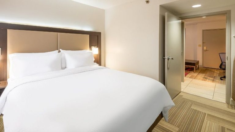 Holiday Inn Express Philadelphia NE – Bensalem