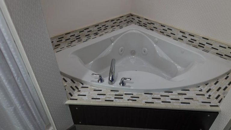Holiday Inn Express & Suites Ann Arbor West, an IHG Hotel