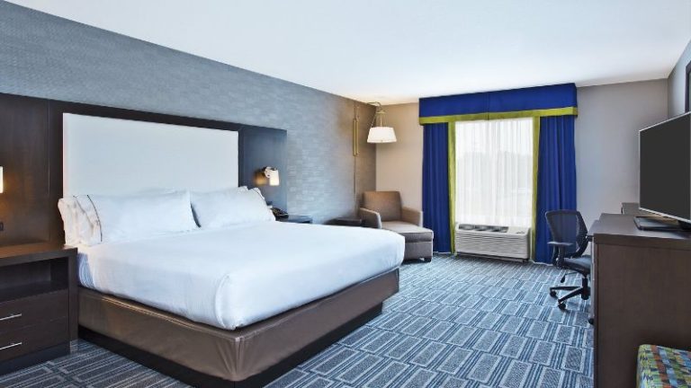 Holiday Inn Express & Suites Ann Arbor West, an IHG Hotel