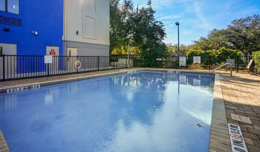 Holiday Inn Express & Suites Jacksonville – Mayport / Beach, an IHG hotel, room with private jacuzzi, photo 8
