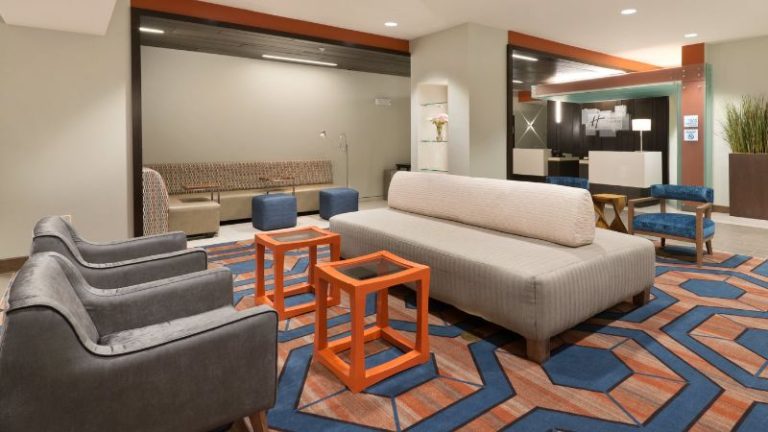 Holiday Inn Express & Suites Hot Springs, An IHG Hotel
