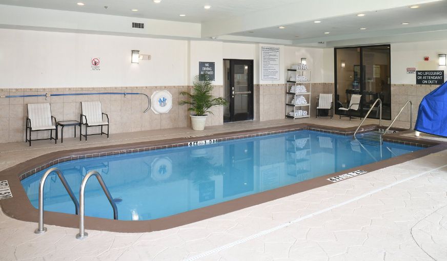 Holiday Inn Oklahoma City, room with private jacuzzi, photo 7