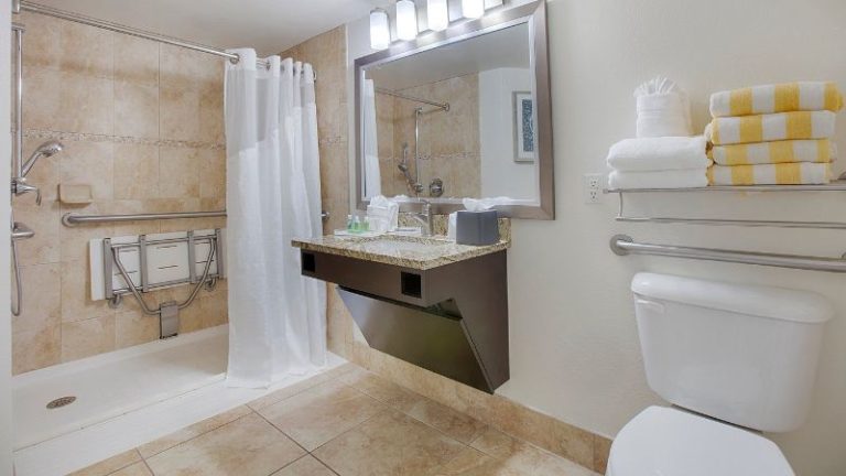 Holiday Inn Resort Daytona Beach Oceanfront, an IHG Hotel