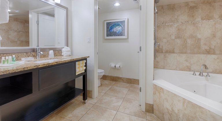 Holiday Inn Resort Daytona Beach Oceanfront, an IHG Hotel
