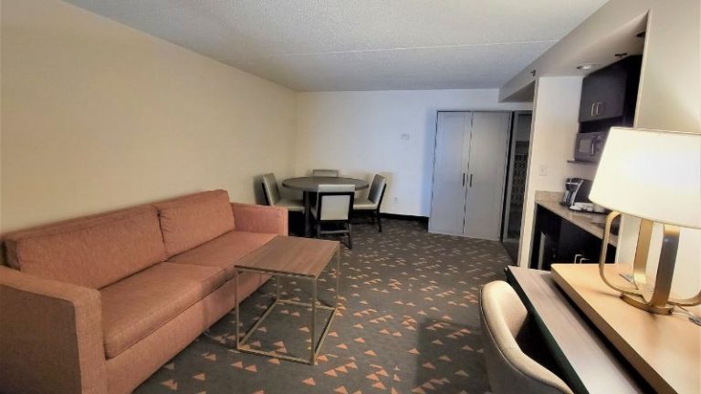 Holiday Inn & Suites Ann Arbor Univ. Michigan Area, an IHG Hotel