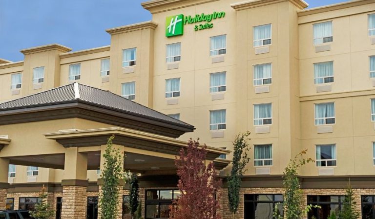 Holiday Inn & Suites West Edmonton, an IHG Hotel