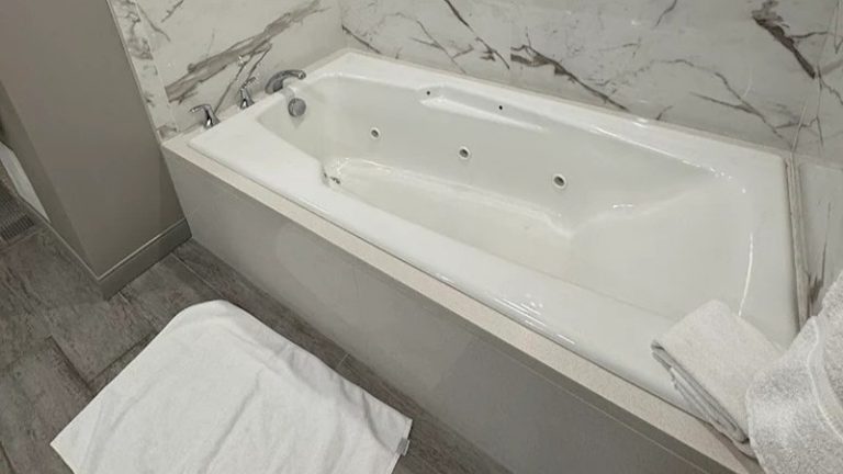 Homewood Suites by Hilton Phoenix Airport South
