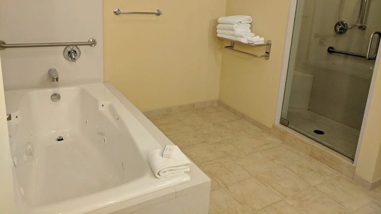 Homewood Suites by Hilton Phoenix Airport South