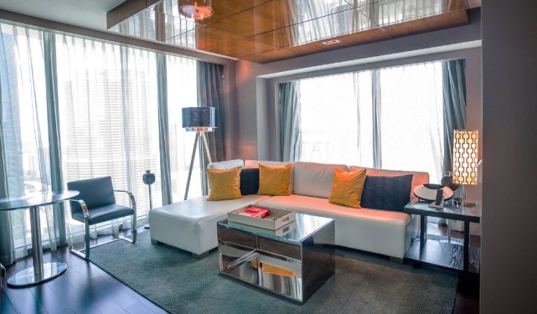 Hotel Beaux Arts Autograph Collection