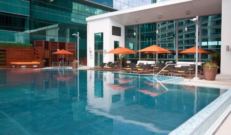 Hotel Beaux Arts Autograph Collection