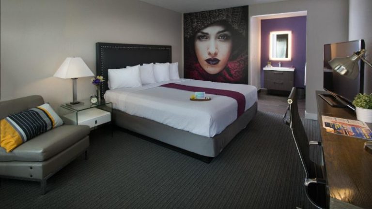 Hotel Iris
