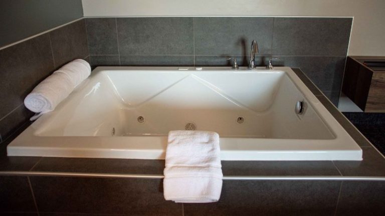 Hotel Ruby Sandpoint Ponderay