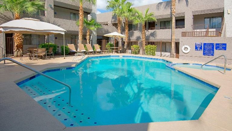 Hotel Tempe/Phoenix Airport InnSuites Hotel & Suites
