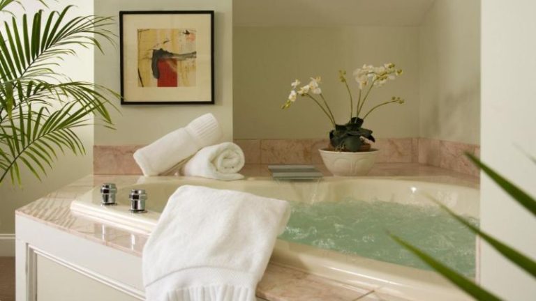 Hydrangea House Inn