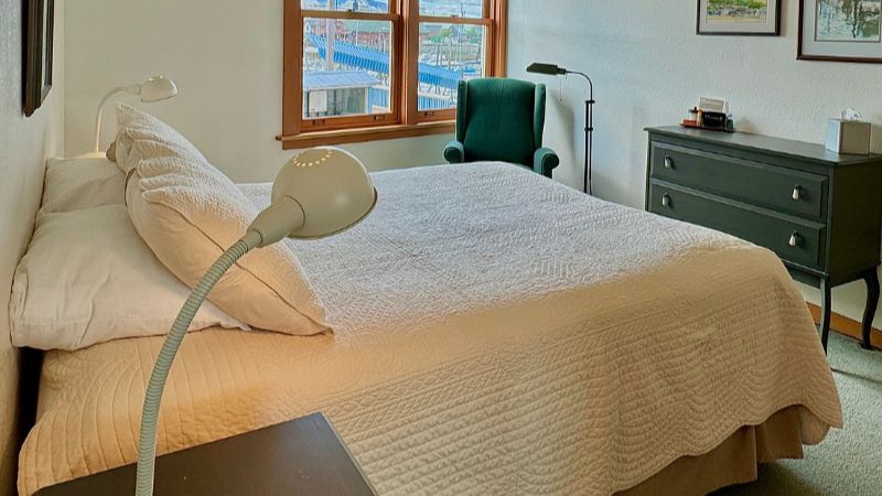 Inn at Creek Street, room with private jacuzzi, photo 3