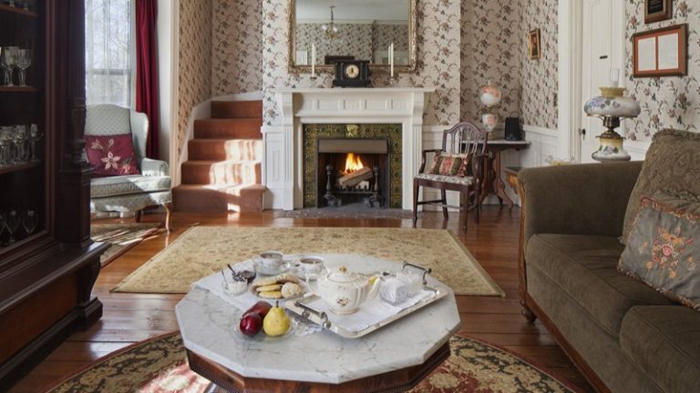 Isaiah Jones Homestead Bed & Breakfast