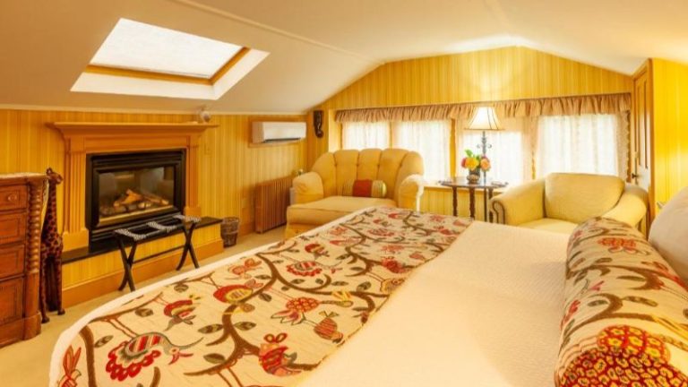 Ivy Lodge
