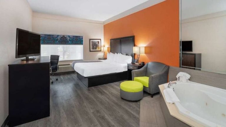 La Quinta Inn & Suites by Wyndham Prattville