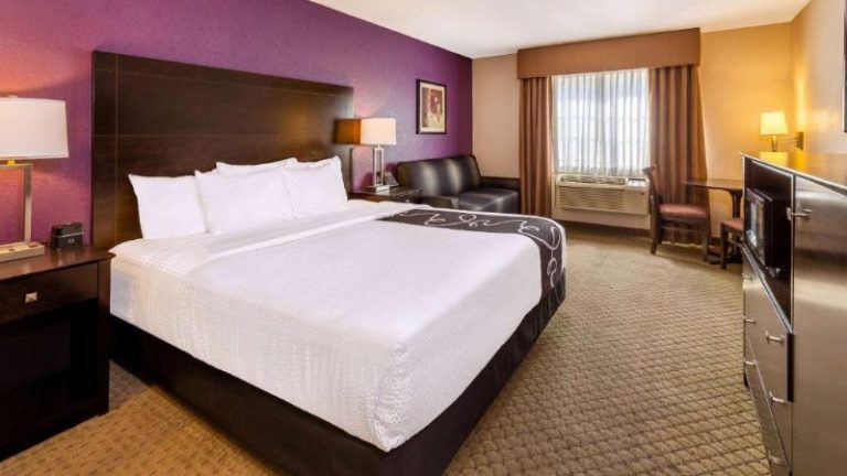 La Quinta Inn & Suites by Wyndham Spokane Valley