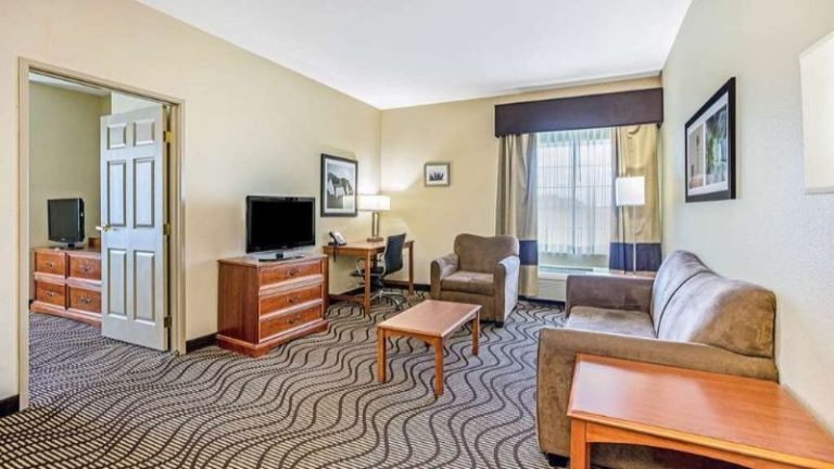 La Quinta Inn & Suites by Wyndham Corpus Christi Northwest