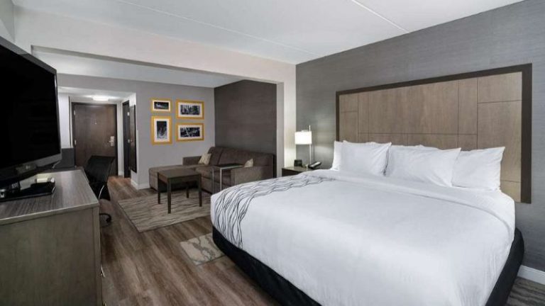 La Quinta by Wyndham Raleigh Downtown North
