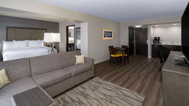 La Quinta by Wyndham Raleigh Downtown North