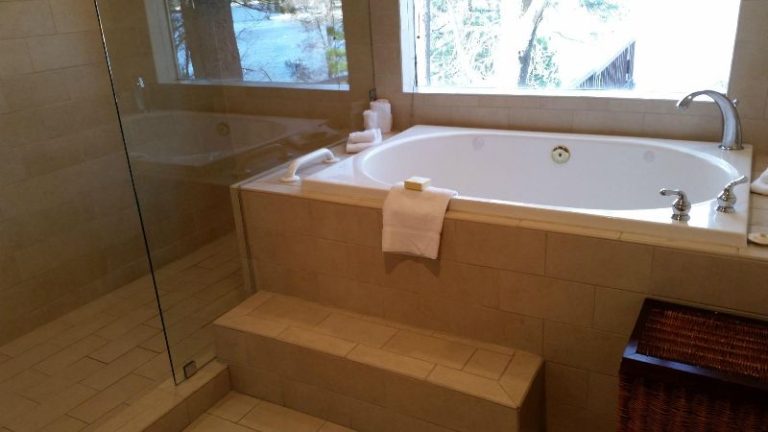 Lake Arrowhead Resort & Spa