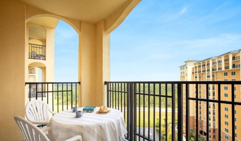 Lake Buena Vista Resort Village & Spa