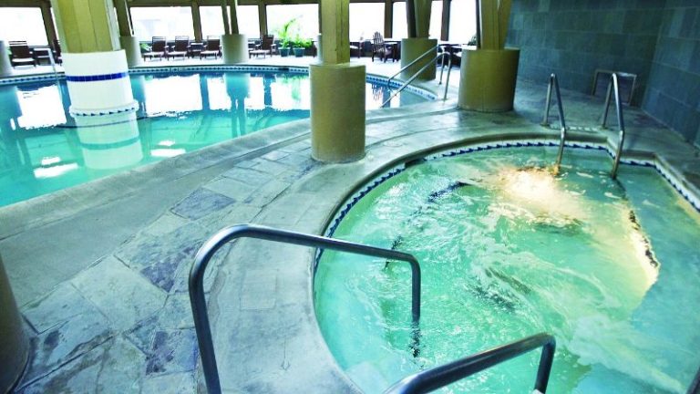 Lake Lawn Resort