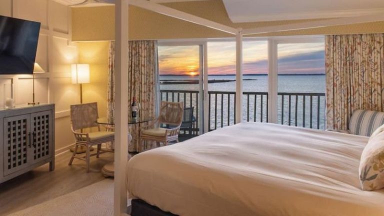 Lighthouse Club Hotel an Inn at Fager’s Island