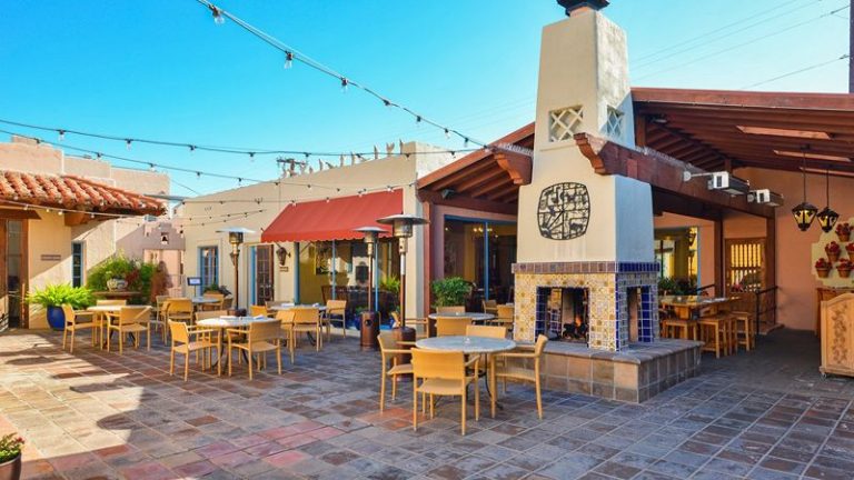 Lodge On The Desert